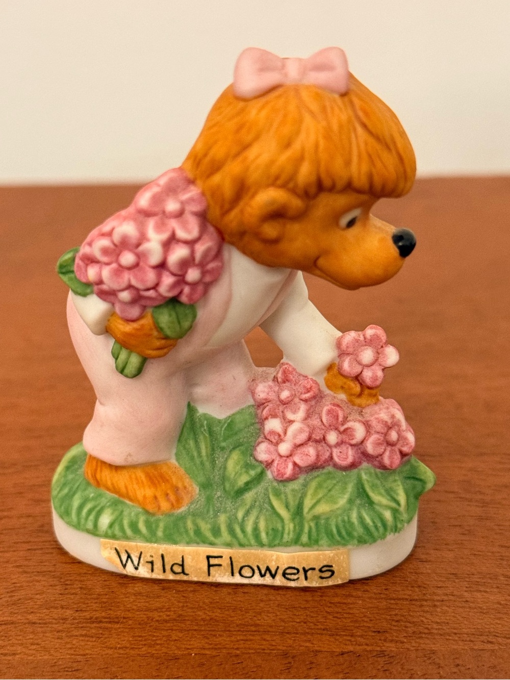 Vintage Berenstain Bears Sister Bear Wildflowers Figurine 1983
